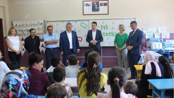 2017 2018 Eğitim Öğretim Yılı Karne Törenimiz İlçemiz Süloğlu İlkokulunda Gerçekleşmiştir.