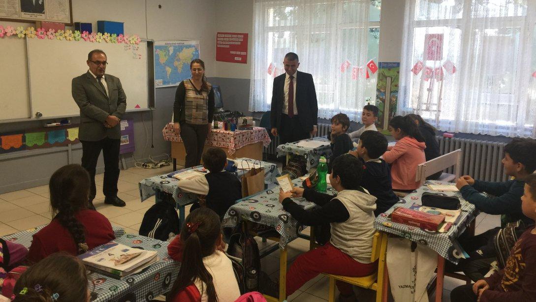 İlçe Milli Eğitim Müdürümüz Sayın Bünyamin YILMAZ Süloğlu İlkokulunu Ziyaret Etti.